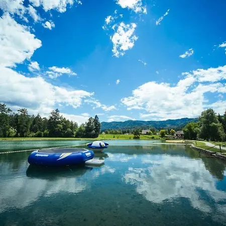 Bungalovi Camping Sobec * Lesce (Upper Carniola)