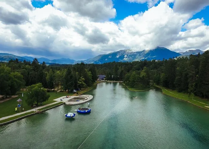 Bungalovi Camping Sobec Domek letniskowy Lesce (Upper Carniola)